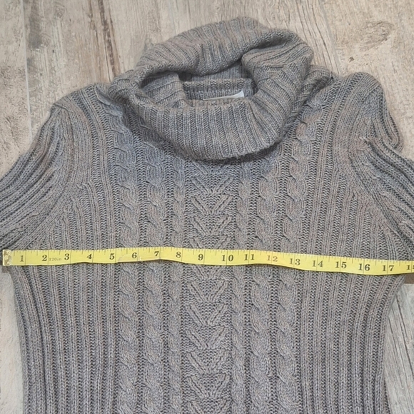 #1084 Anthropologie's RD Style Cable Knit Mini Dress/ tunic sz M - Picture 8 of 9